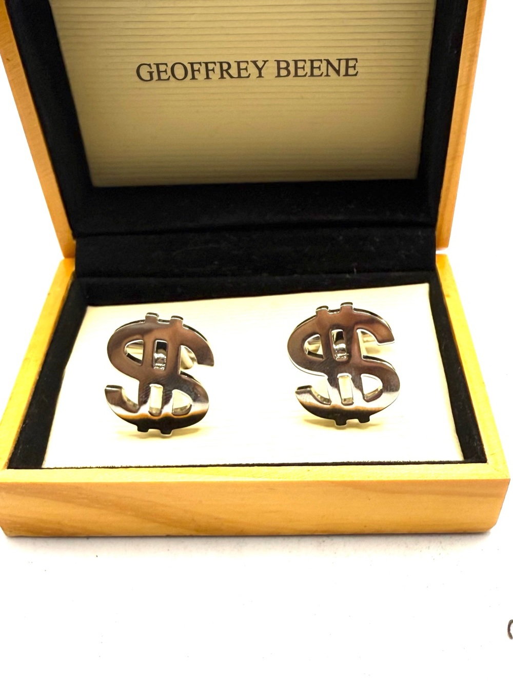 Geoffrey Beene Silver Dollar Sign Cuff Links